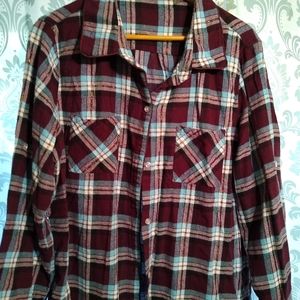 Simply Noelle flannel sleep shirt